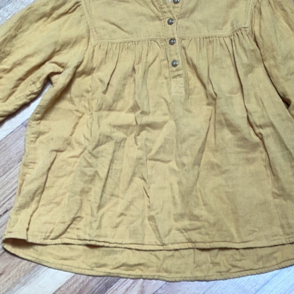 Loup Grace Cotton Button Front Top in Canary Size large - Picture 5 of 11
